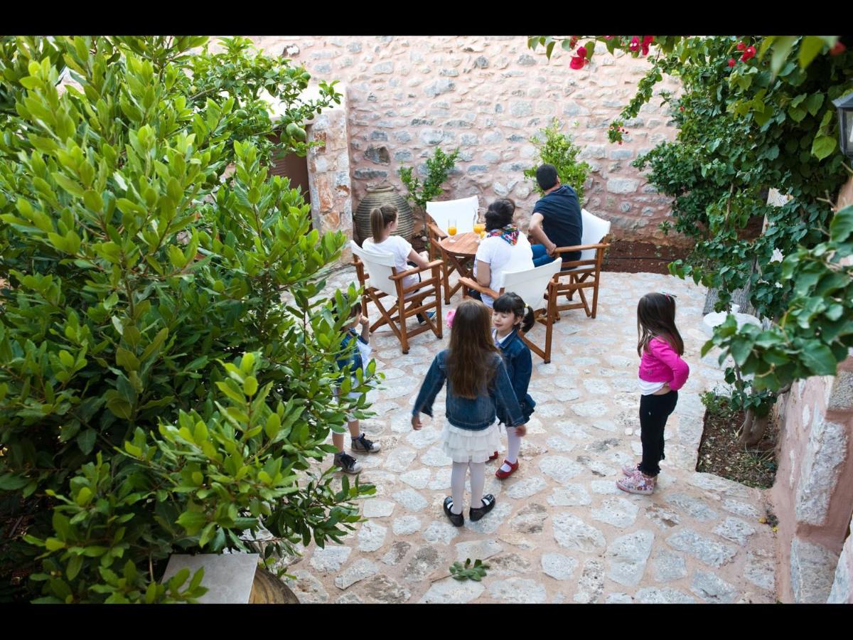 Arapakis Historic Castle Aparthotel Pyrgos Dirou ห้อง รูปภาพ